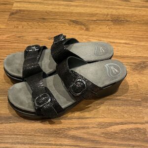 Dansko Sandals Womens 40 Sophie US 10 Slip On Buckle Wedge Slide Black Leather